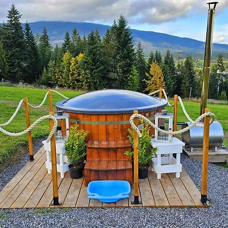 W Gorach Tiny House Forest Jacuzzi/widoki