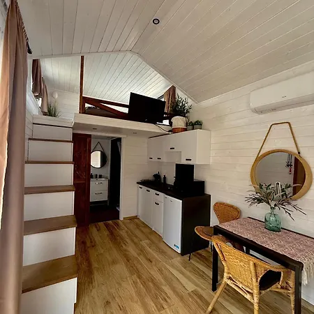 W Gorach Tiny House Forest Jacuzzi/widoki Vakantiehuis *