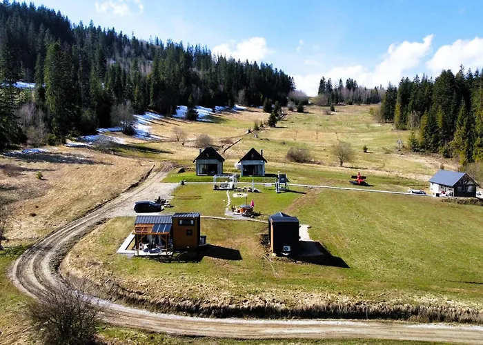 W Gorach Tiny House Forest Jacuzzi/widoki * Lipnica Wielka