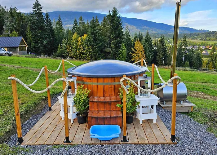 W Gorach Tiny House Forest Jacuzzi/widoki