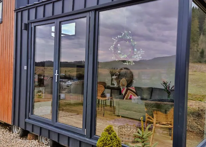 W Gorach Tiny House Forest Jacuzzi/widoki 別荘